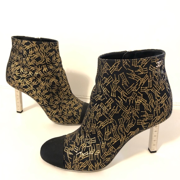 Chanel Black And Gold Fabric Booties Size 39 $1795 - Picture 1 of 10